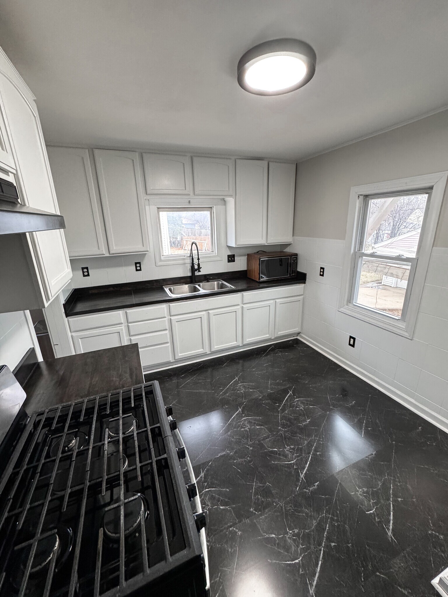 Building Photo - 1919 S 93rd St