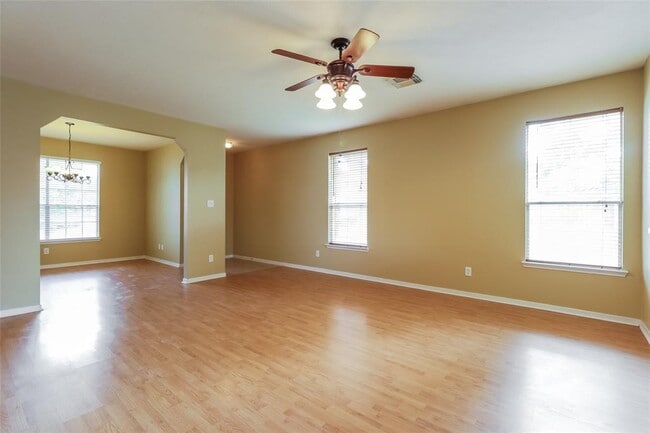 Building Photo - 918 Chapwood Ct