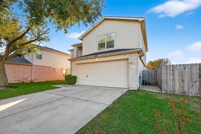 Building Photo - 6523 Mildenhall Ct