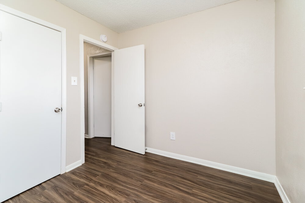 Building Photo - 7218 Wren Cir