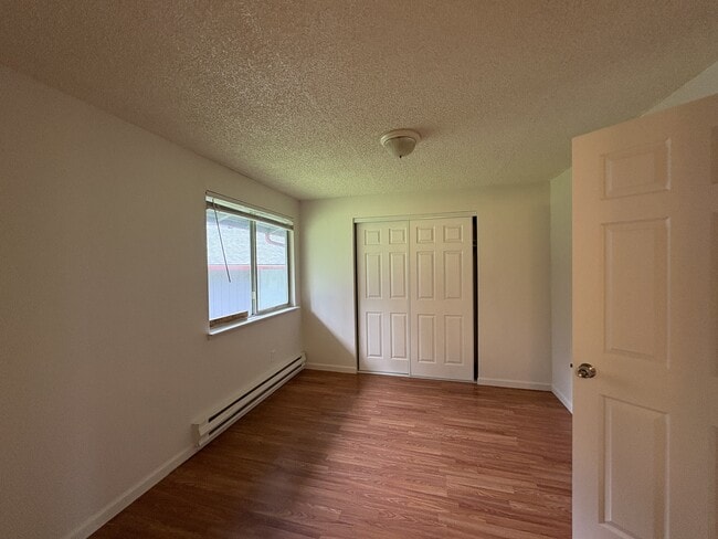 Building Photo - 7743 Pacific Ave SE