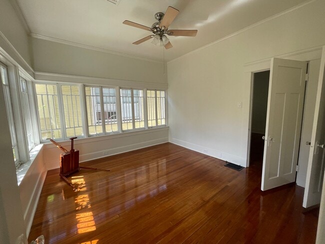 Building Photo - RENOVATED HOME IN THE HEART OF UPTOWN NEAR...