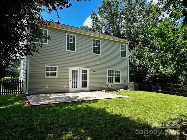 Building Photo - 8708 Laurel Run Dr