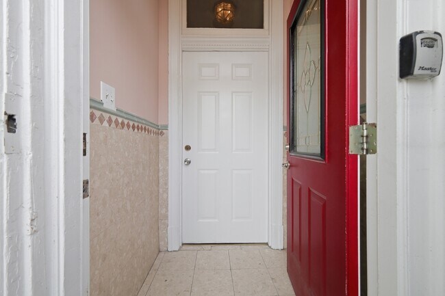 Building Photo - 1832 North Capitol St NW