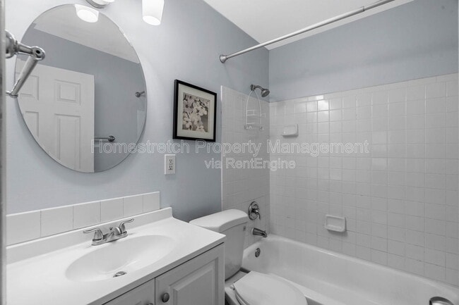 Building Photo - 235 Moule Dr