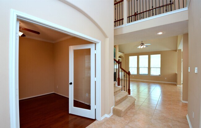Building Photo - 30 Granite Path Pl