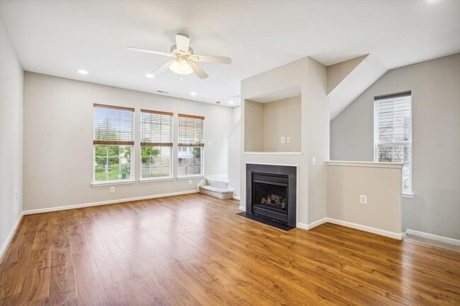 Building Photo - 23076 Fontwell Square