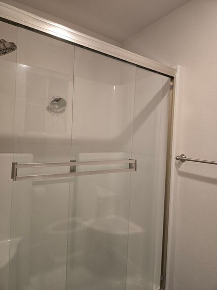 Building Photo - 173 N 7th Ave