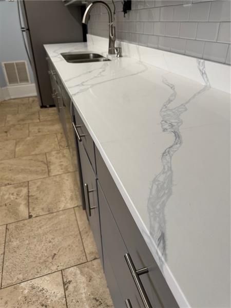 Building Photo - 1229 Euclid Ave NE