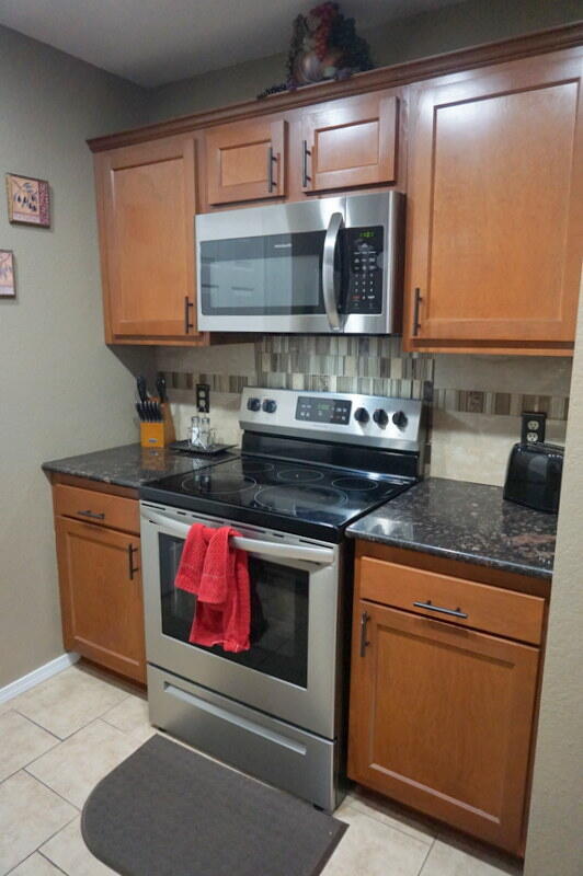 Building Photo - 2700 Green Mountain Dr