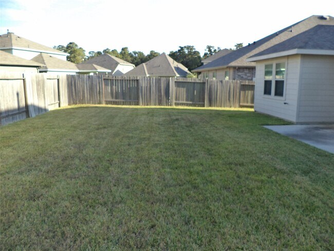 Building Photo - 18669 Blue Spruce Ln