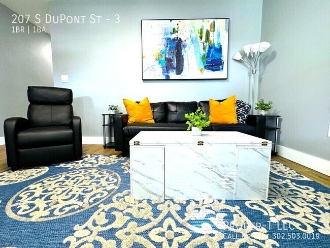 Building Photo - 207 S Dupont St