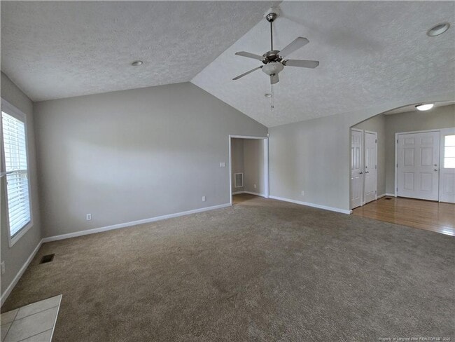 Building Photo - 1019 Canter Ln