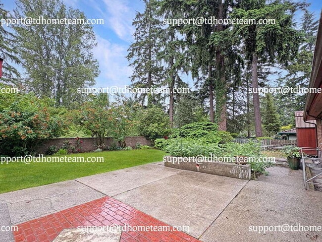 Building Photo - 19904 60th Ave NE
