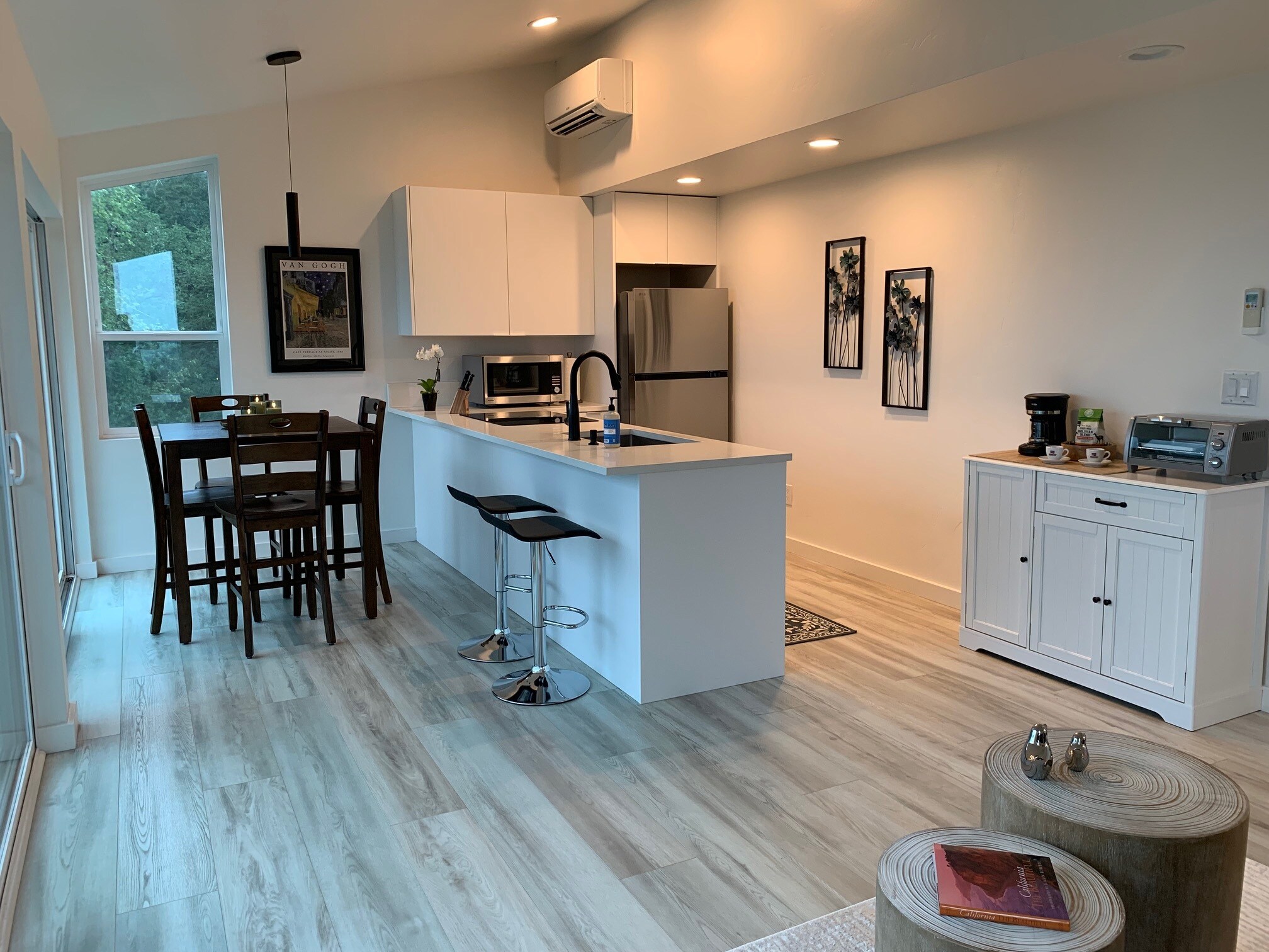 Building Photo - 1195 Wikiup Dr