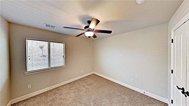 Building Photo - 2122 Turtle Creek Way