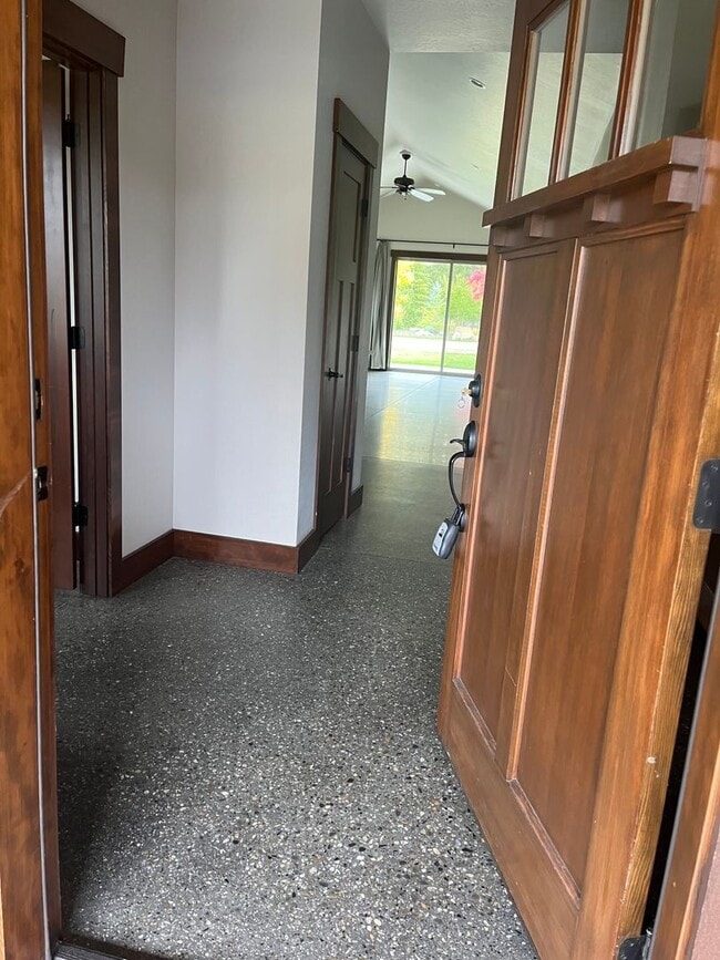 Building Photo - Sought after Dover Bay Home