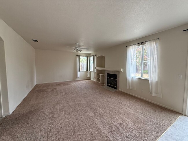 Building Photo - 3812 Oakland Bay Dr