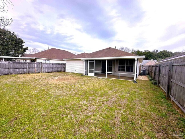 Building Photo - 319 Mirabelle Dr