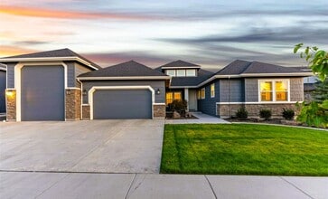 Building Photo - 4 Bedroom + Office with RV Garage For Rent in Dry Creek Ranch