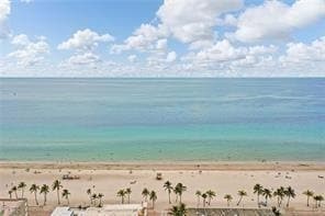 Building Photo - 320 S Surf Rd