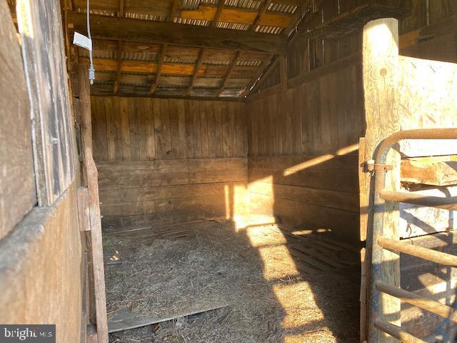 Building Photo - 17 Summerville Rd