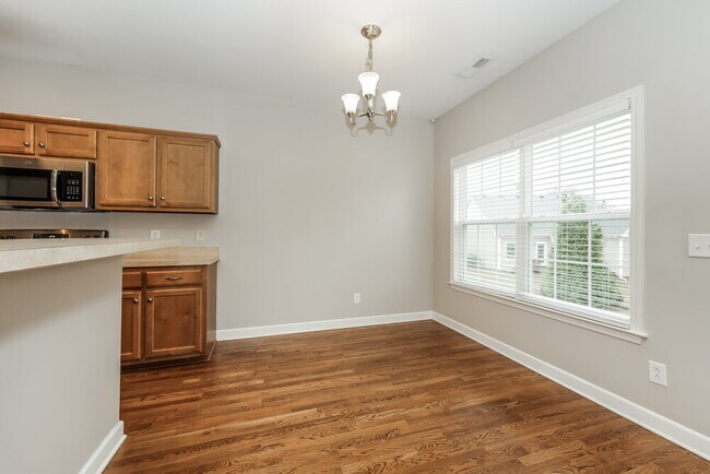 Building Photo - 6033 Lori Anne Dr