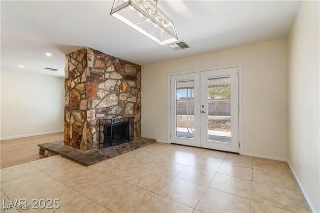 Building Photo - 7213 Lakeland Ct