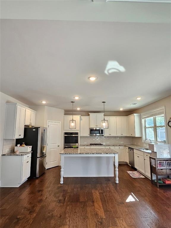 Building Photo - 1001 Brading Pl
