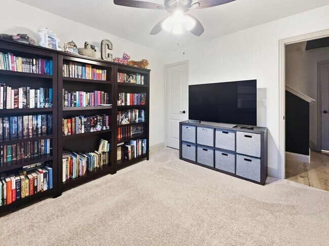 Building Photo - 1248 Starlight Ave