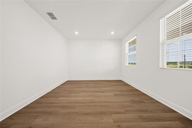 Building Photo - 12890 Eureka Lemon Dr