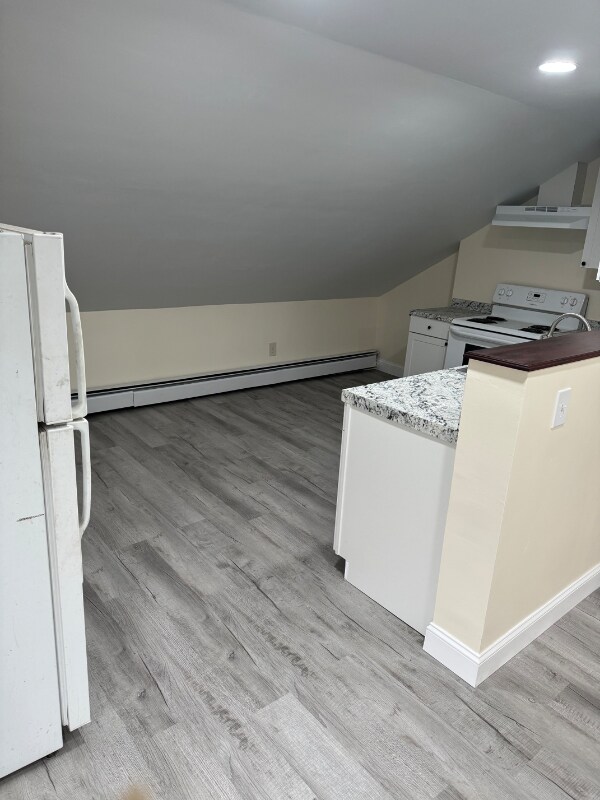 Building Photo - 19 Gooding St