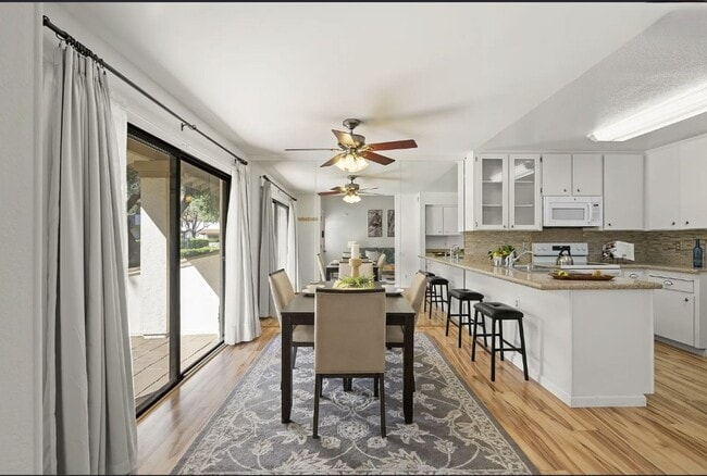 Building Photo - Beautifully Updated 3-Bedroom Home Near Cottle Park