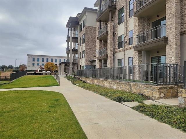 Building Photo - 2700 Old Denton Rd