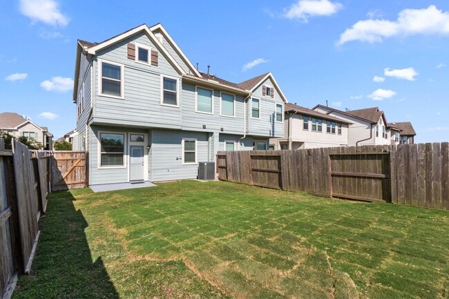 Building Photo - 2531 Terrace Point Dr