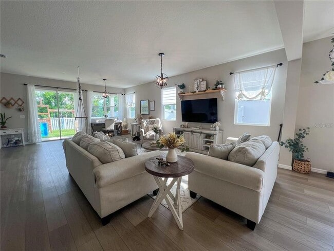 Building Photo - 3567 74th Ave E