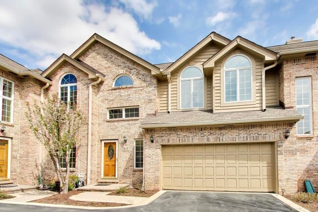 Building Photo - 417 Ashbury Dr