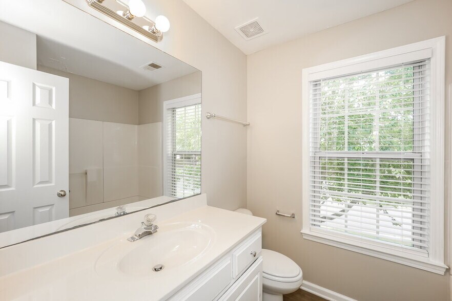 Building Photo - 284 Baldwin Ct