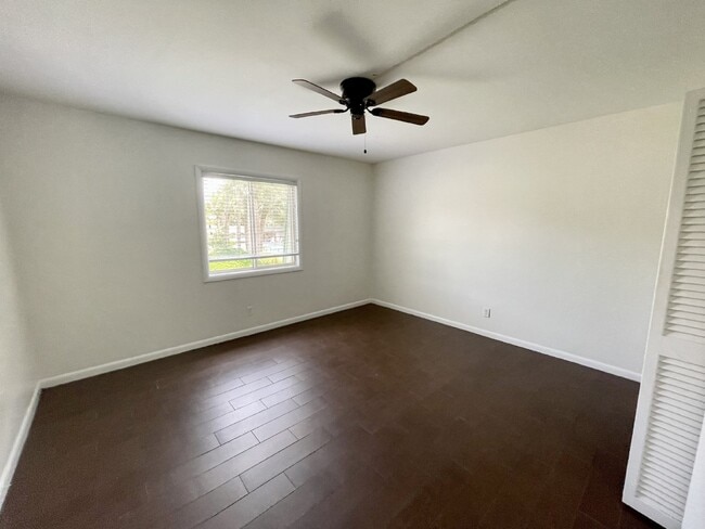 Building Photo - Island Living at 19 Hilton Head Cabana!