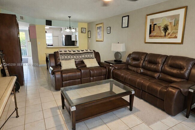 Building Photo - 1448 Churchill Cir