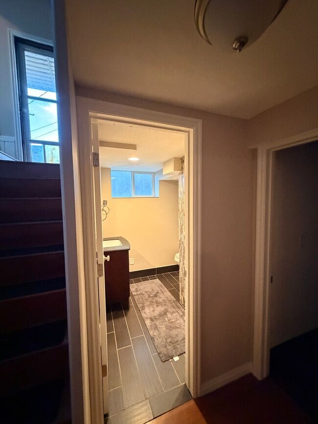 Building Photo - Gorgeous Home in Bountiful!