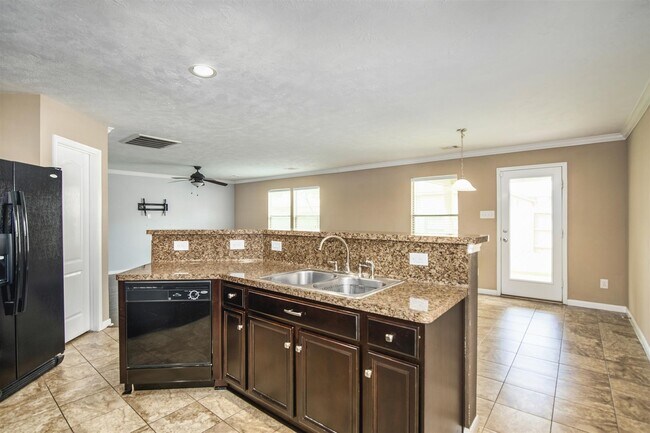 Building Photo - 10447 Harbor Canyon Dr