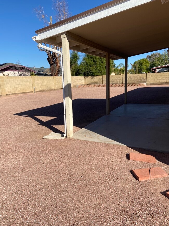 Building Photo - 3514 E Diamond Ave