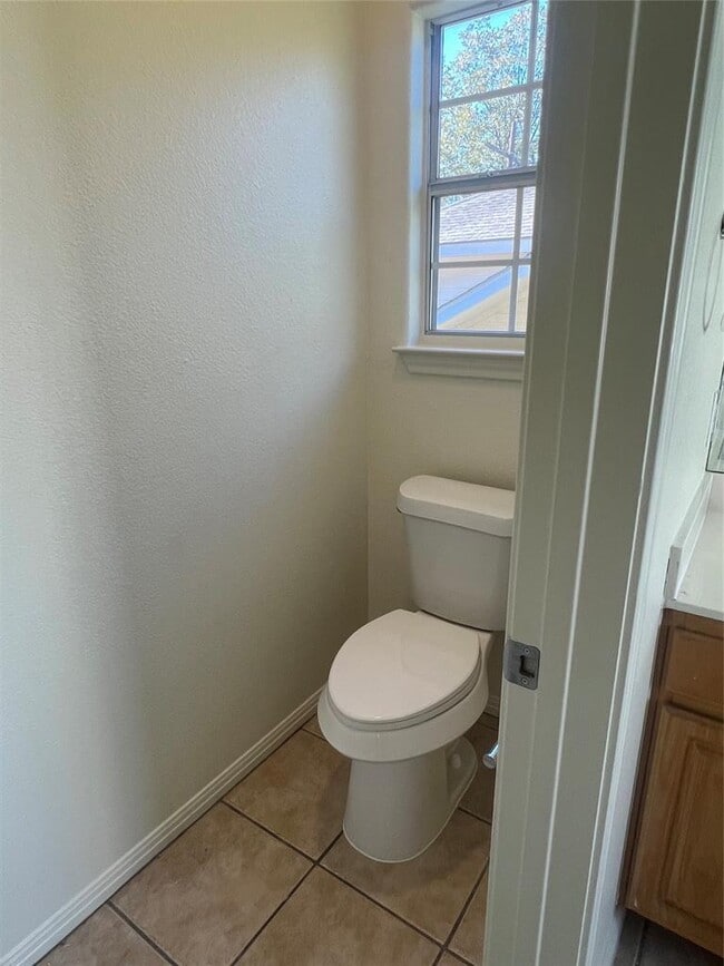 Building Photo - 5404 Martin Ave