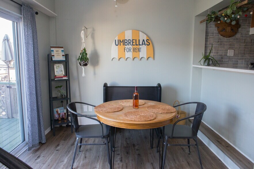 Building Photo - 636 Jersey Ave