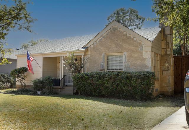 Building Photo - 5122 W Amherst Ave