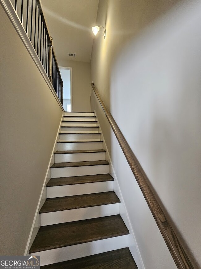 Building Photo - 808 Belfry Terrace