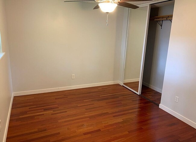 Building Photo - 4902 NE 123rd Ave