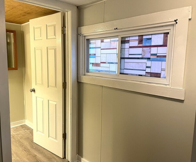 Building Photo - 266 W 8th St