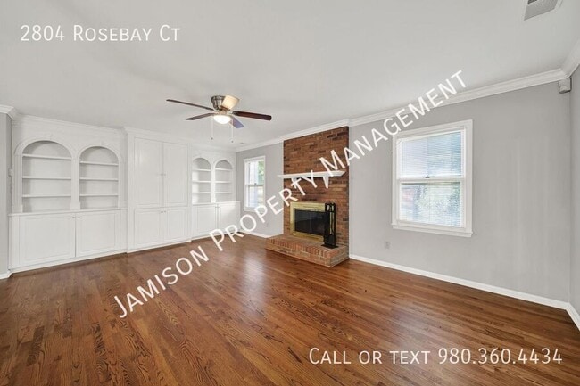 Building Photo - 2804 Rosebay Ct